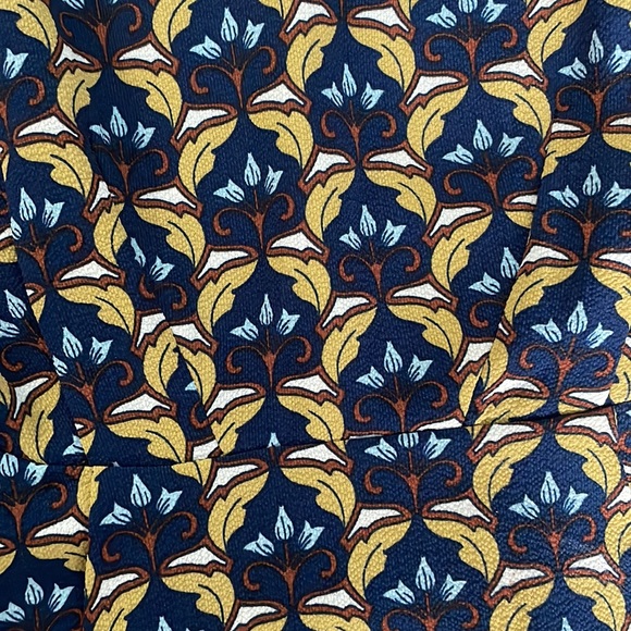 She & Sky peplum camisole size S - Picture 2 of 6